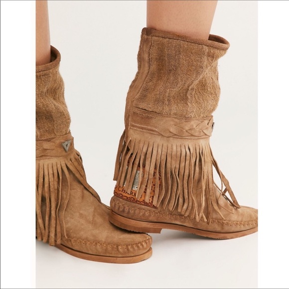 FP x Karma Of Charms Desert Nights Mocc Boots - Picture 11 of 11